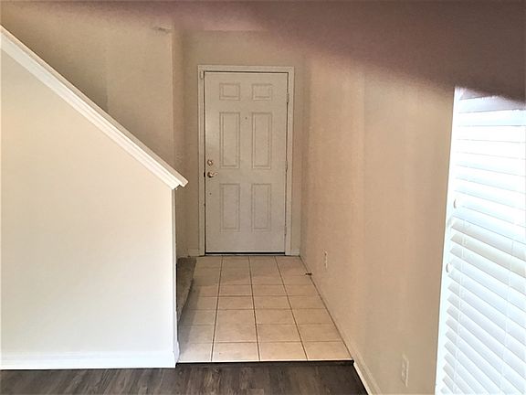 2nd image of 1846 Portcastle Cir