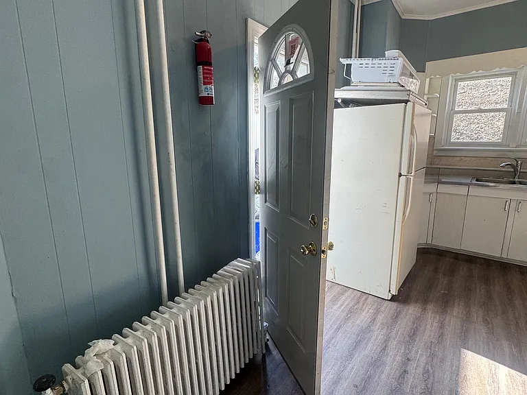 713 N 2nd St #5 — Photo 7