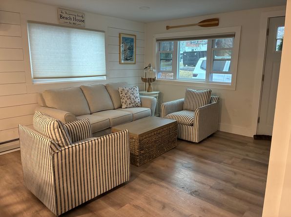 109 Constellation Rd