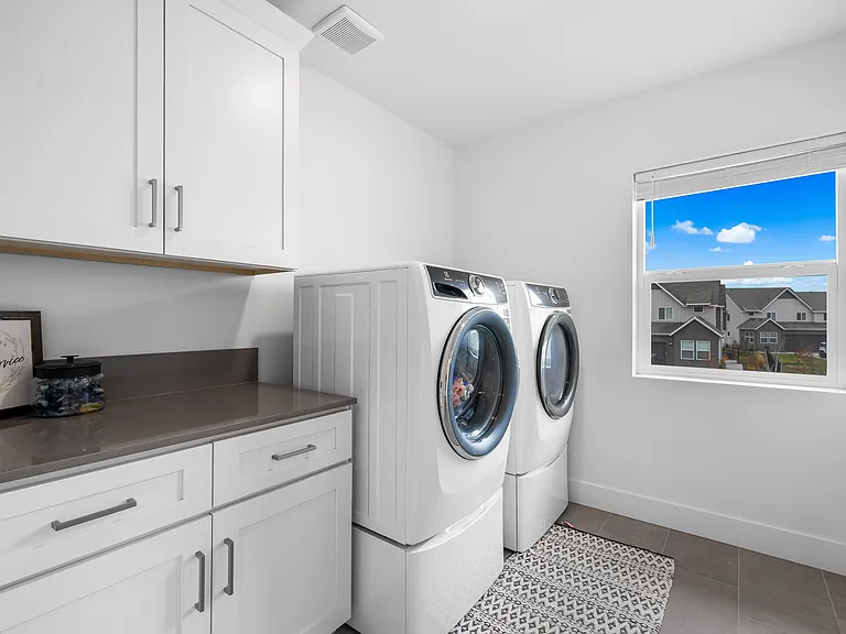 8154 W Fern St — Photo 33