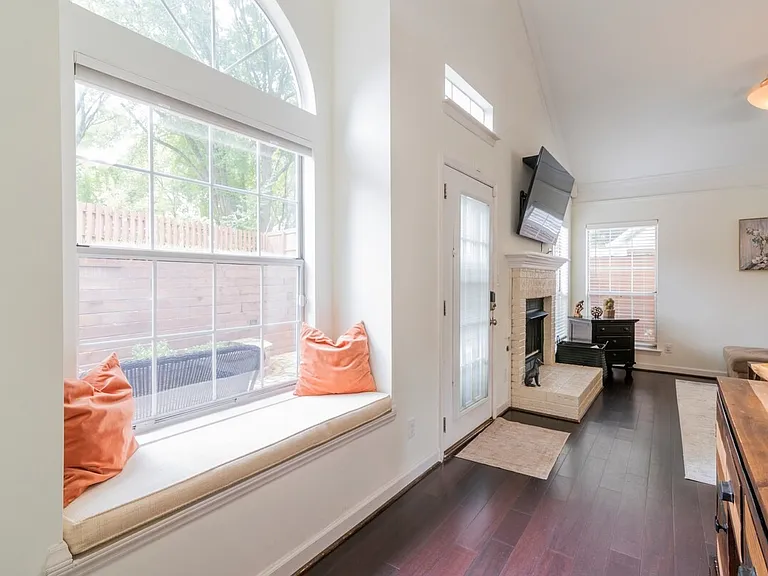3516 Mill Stream Ct — Photo 23