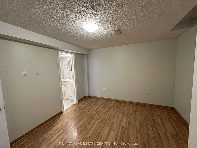 43 Windmill Blvd — Photo 17