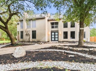 10518 Moorcreek Dr, Houston, TX 77070