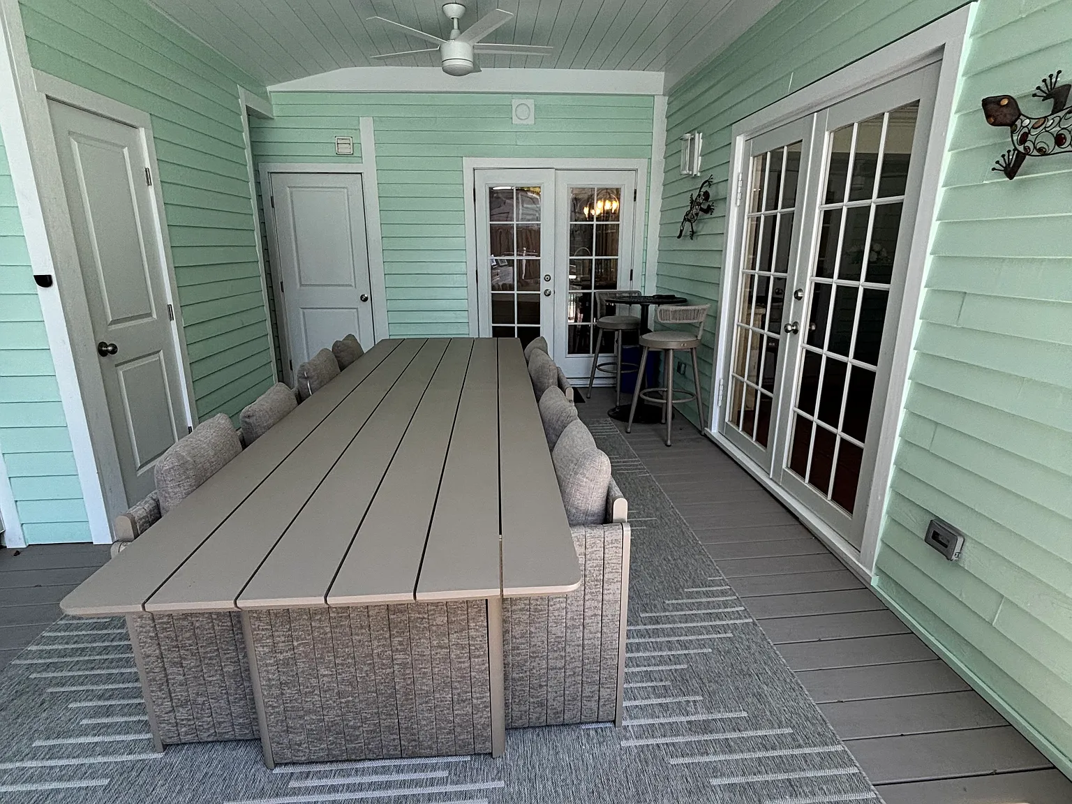 5 bed, 2354 sqft, $33,000 — Photo 4