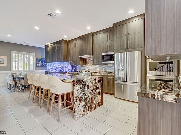 2nd image of 11854 Cogoleto Ave