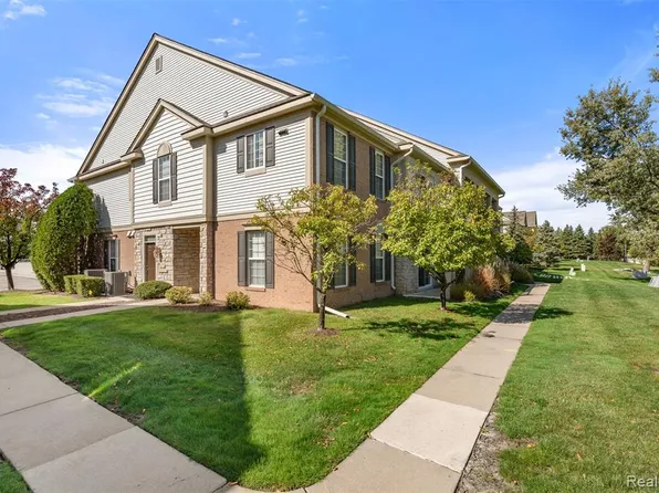 2323 Knollwood Dr, Canton, MI 48188