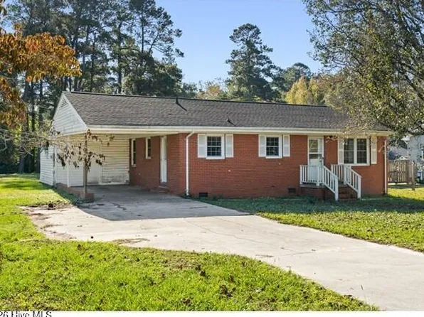 208 Cedar Drive, Riegelwood, NC 28456