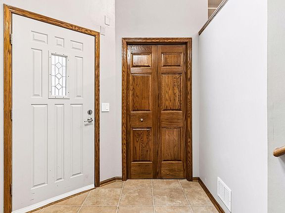 3rd image of 7476 Cahill Rd