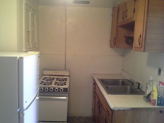 4th image of 5206 Saint John Ave APT 7