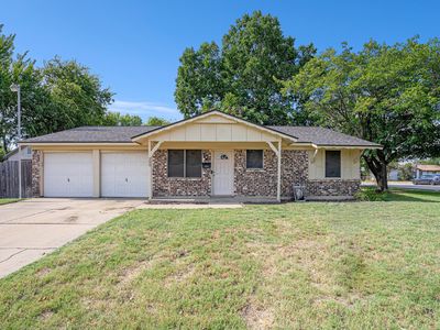 200 SW Thomas St, Burleson, TX, 76028