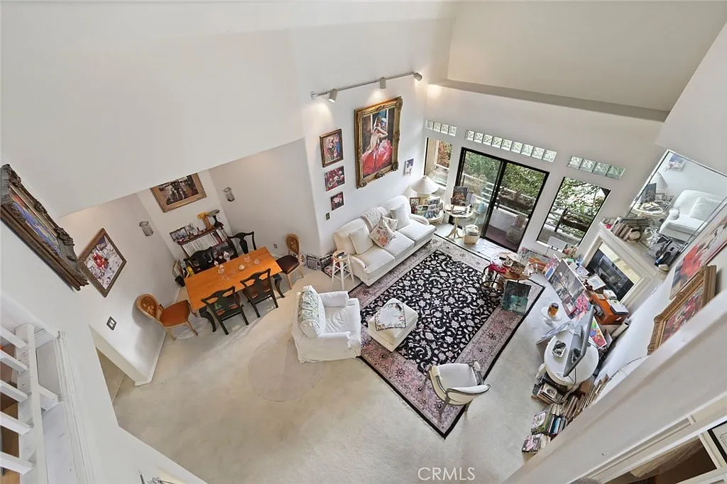 2 bed, 1871 sqft, $3,980 — Photo 1