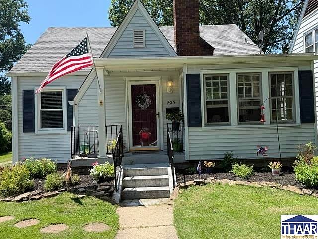 1st image of 905 S 21st St