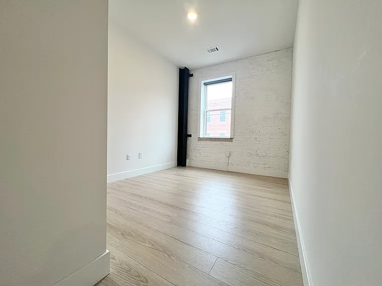 1201 Wharton St #23 — Photo 15