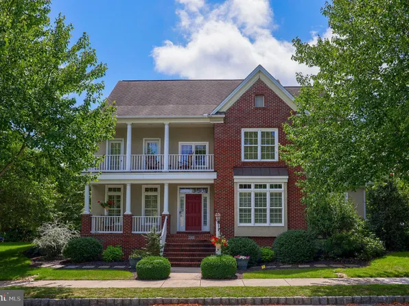1469 Grassy Way, Lancaster, PA 17601