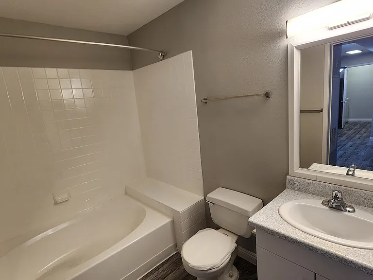 Alterra Apartments — Photo 24