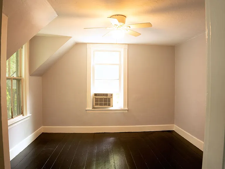 9 Terrace Pl #11 — Photo 11