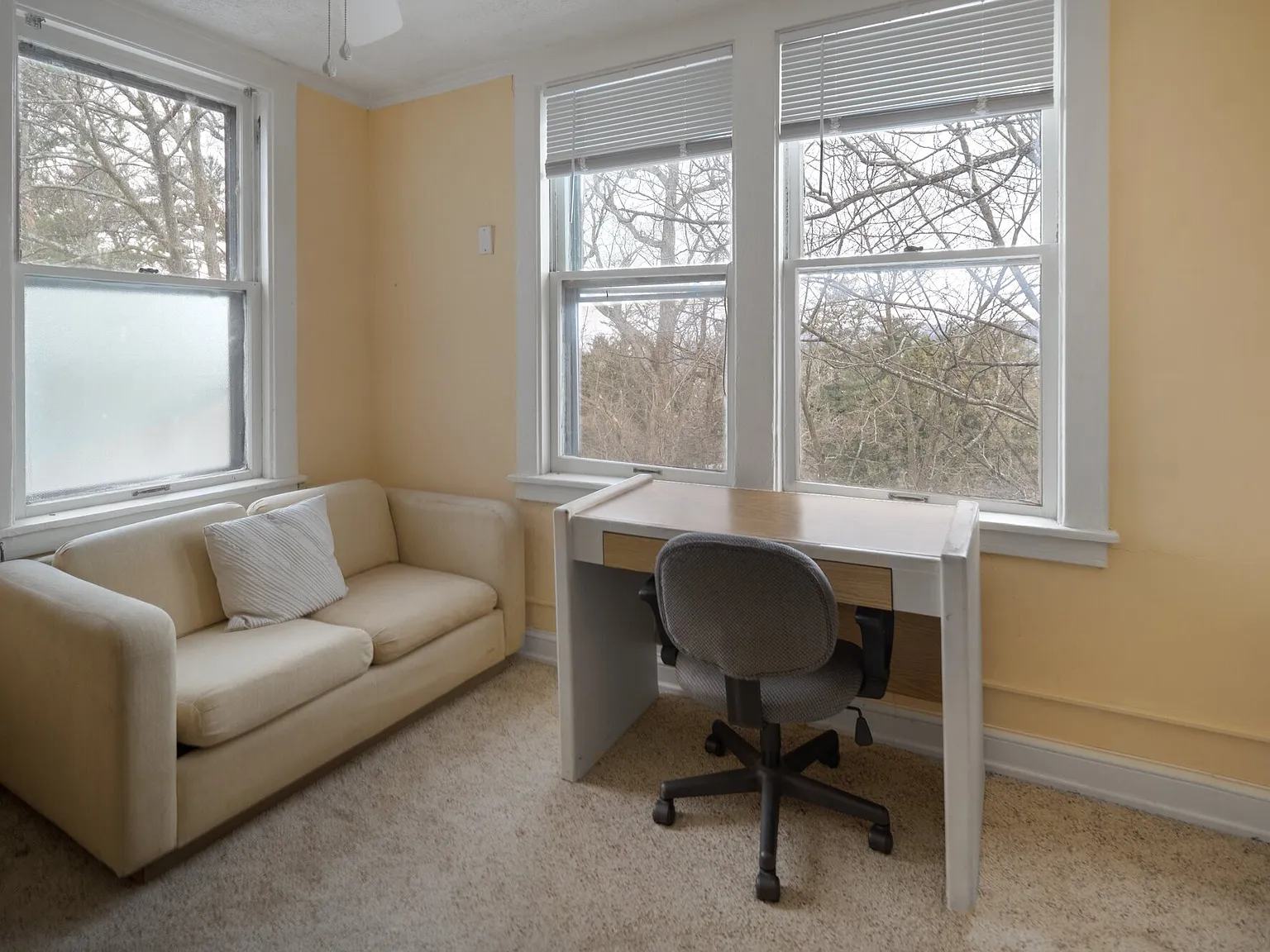 526 Stewart Ave — Photo 2