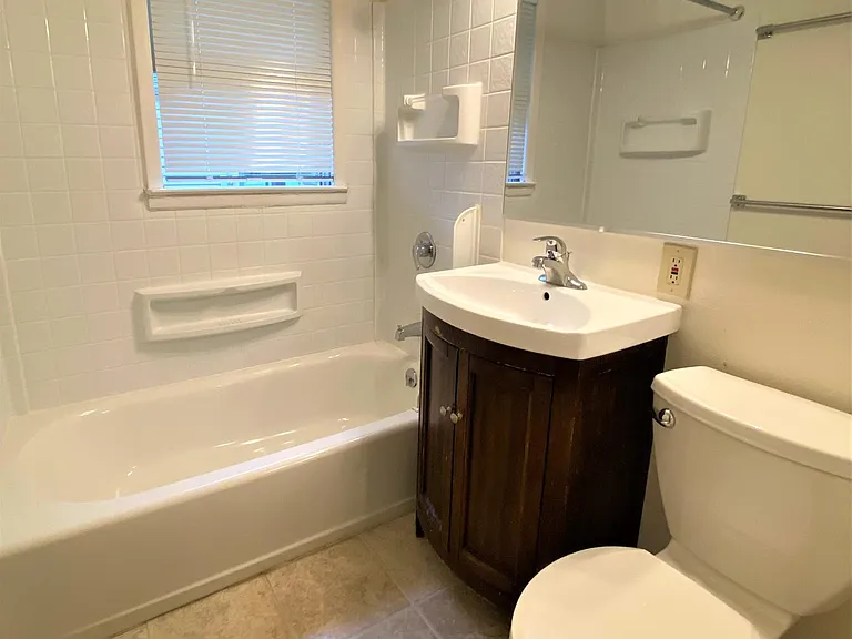 701 E Myrtle St #709 — Photo 6