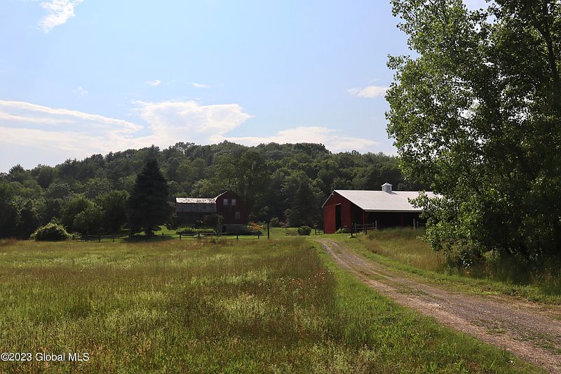 5th image of 178 McClay Road