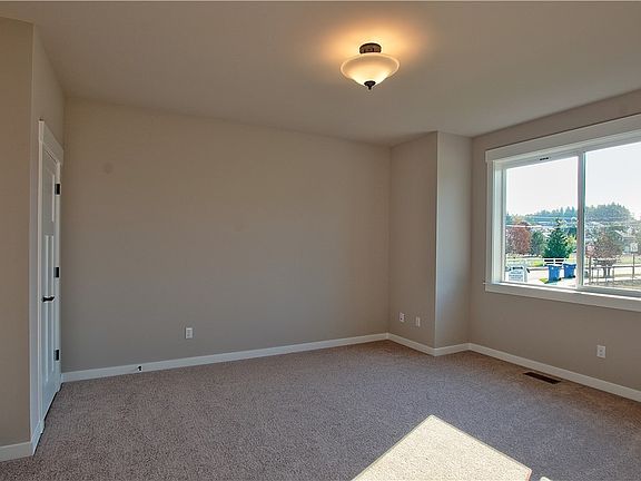 4th image of 28408 71st Dr NW