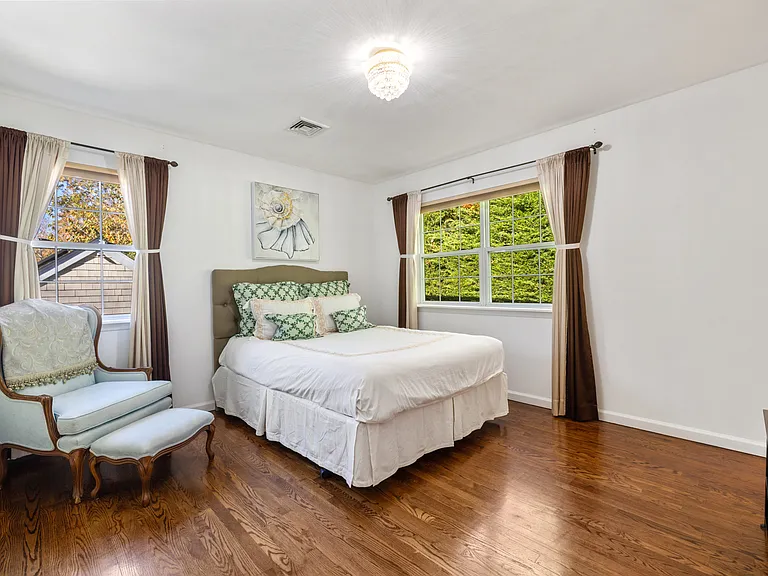 7 Spring Close Ln — Photo 13
