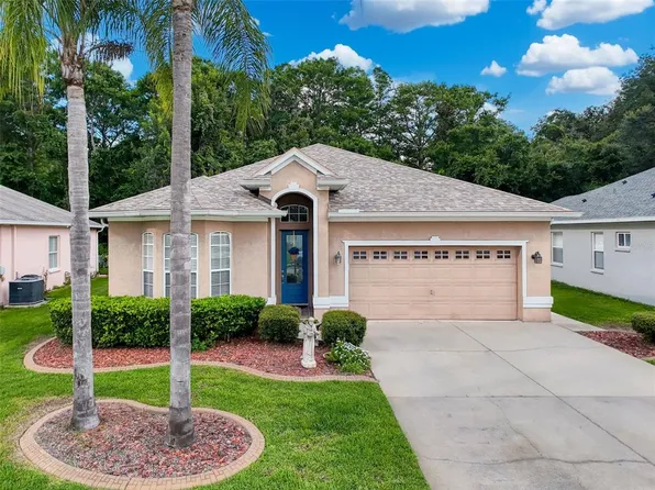 12200 Hunters Lake Dr, New Port Richey, FL 34654