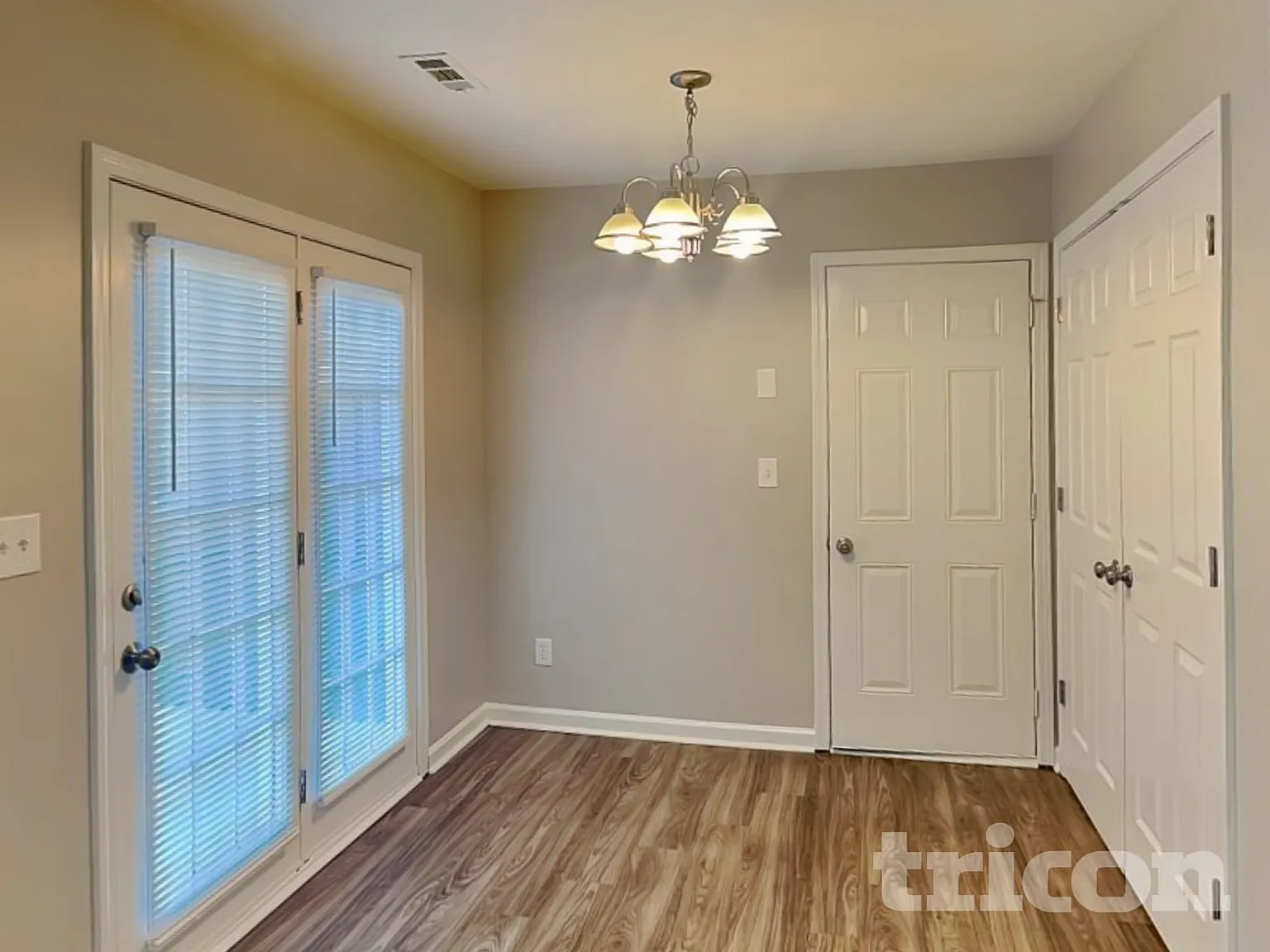 5717 Henderson Oaks Drive Charlotte NC — Photo 4