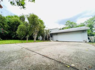 2907 4th St SW, Lehigh Acres, FL 33976