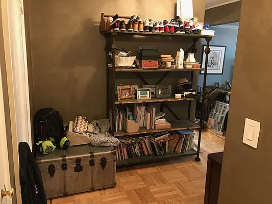 Rented by Minetta Lane Realty Corp | media 24