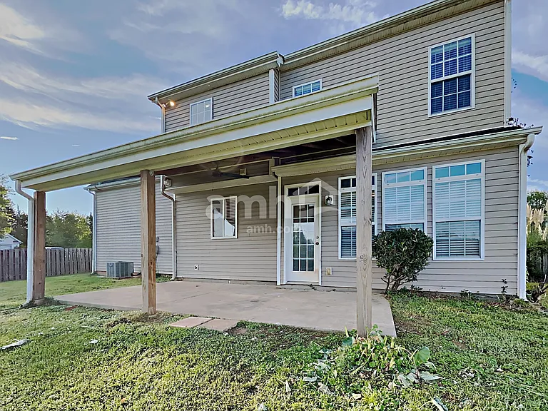 149 Sawhorse Dr — Photo 19
