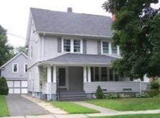 81 Greenacre Ave, Longmeadow, MA 01106