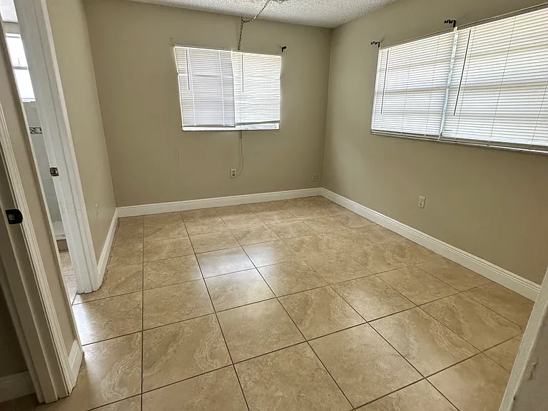 4917 Vilabella Dr #4917 — Photo 12