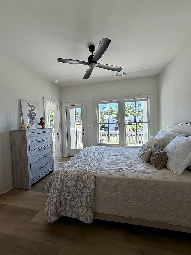 762 Grove Street — Photo 4