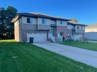 509 Progress Dr, Cottage Grove, WI 53527