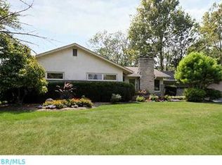 2277 Johnston Rd, Columbus, OH 43220