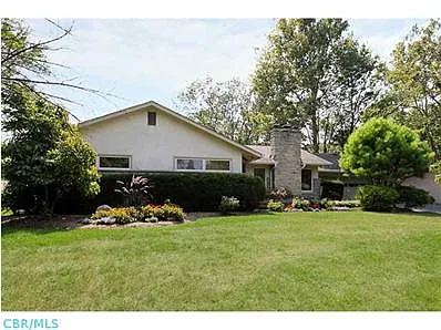 2277 Johnston Rd photo 1