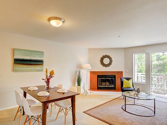 4th image of 707 Red Leaf Ct