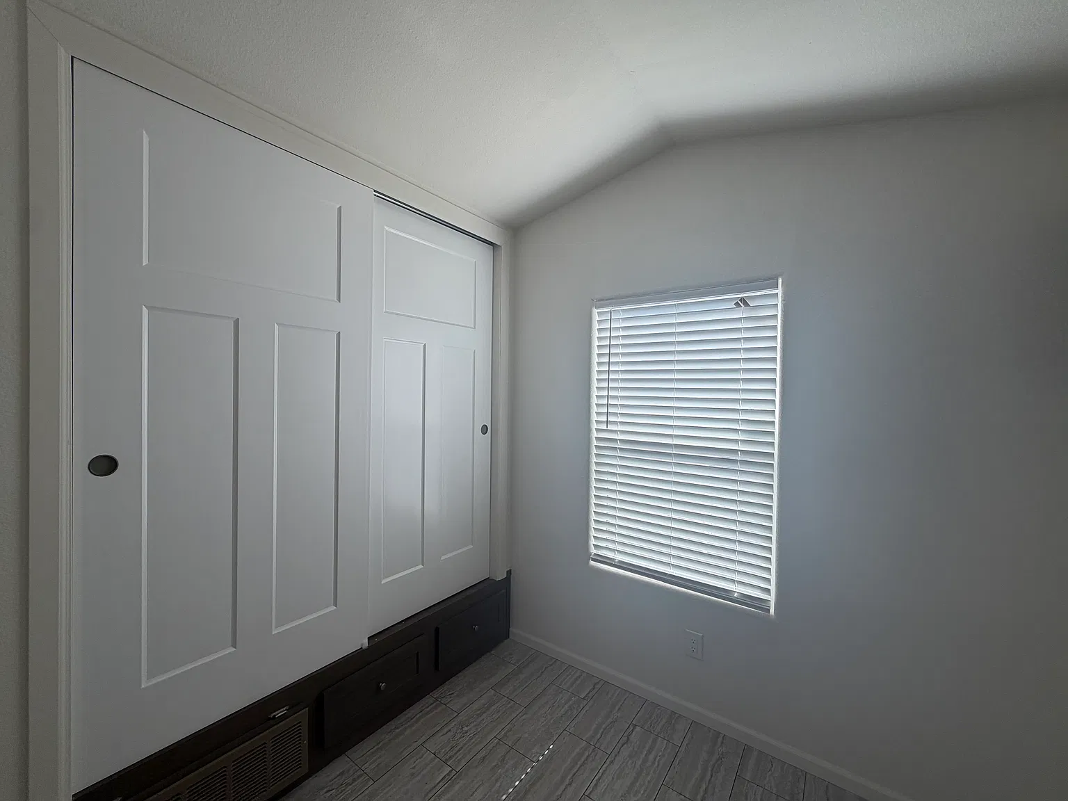 1 bed, 399 sqft, $1,200 — Photo 4