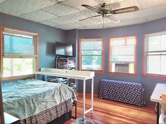 2nd image of 7510 Palmetto St Floor 1