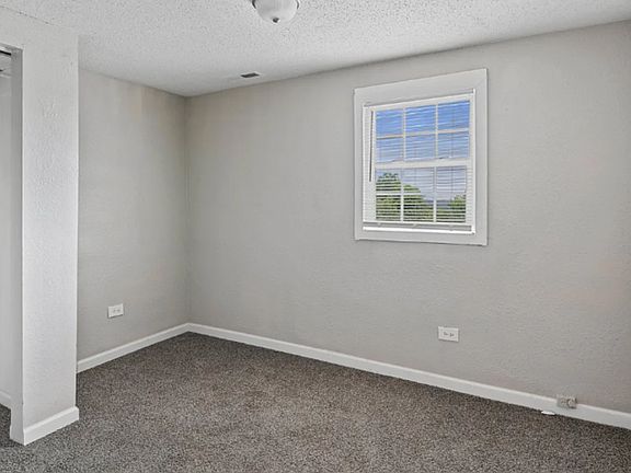 5th image of 3944 40th St N #A