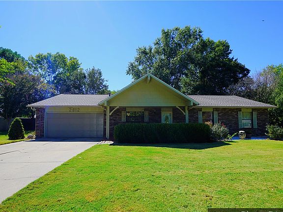2nd image of 2812 Highland Dr