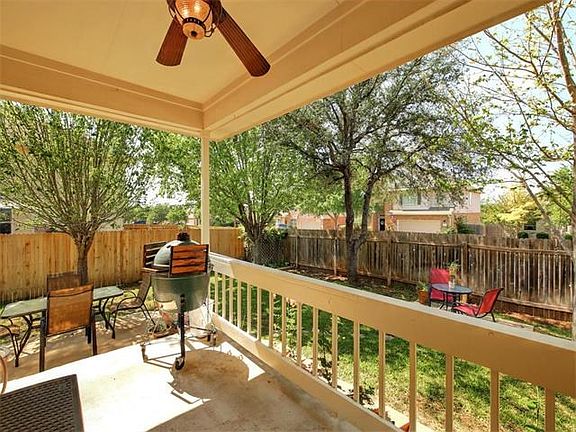 4th image of 303 Bonita Ct