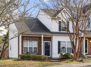 736 Mountainwater Dr, Charlotte, NC 28262