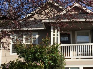 7014 Brooklyn Ave NE, Seattle, WA 98115