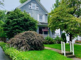 348 Lincoln Ave E, Cranford, NJ 07016