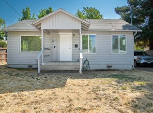 915 SW Oak St, Grants Pass, OR 97526