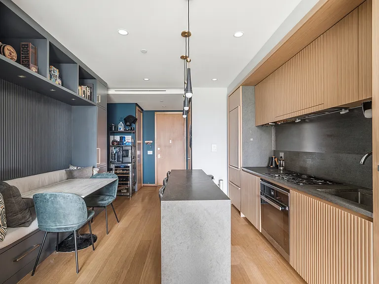 565 Broome St #N8A — Photo 5