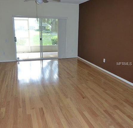 3rd image of 1126 Vineland Pl