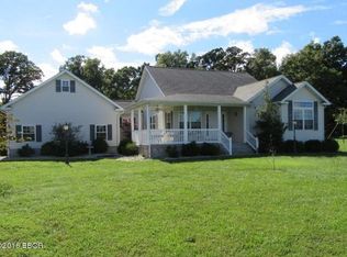 10361 N Puckett Ln, Mount Vernon, IL 62864