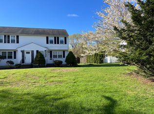 Hockomock Condominiums, Plainville, MA 02762
